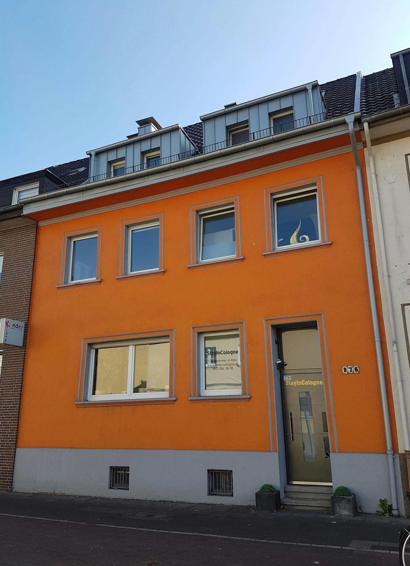 Stayincologne Bed & Breakfast 2*